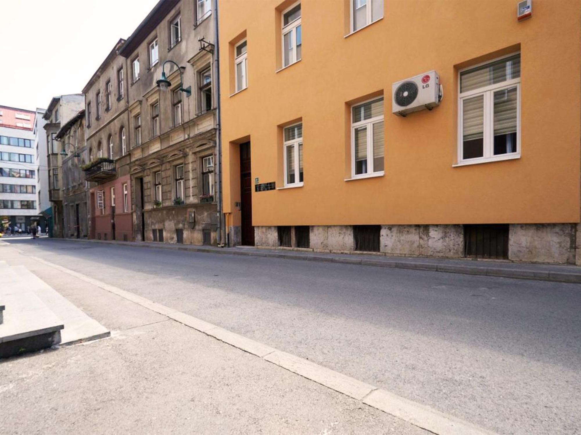 Central Inn Apartments Sarajevo Luaran gambar