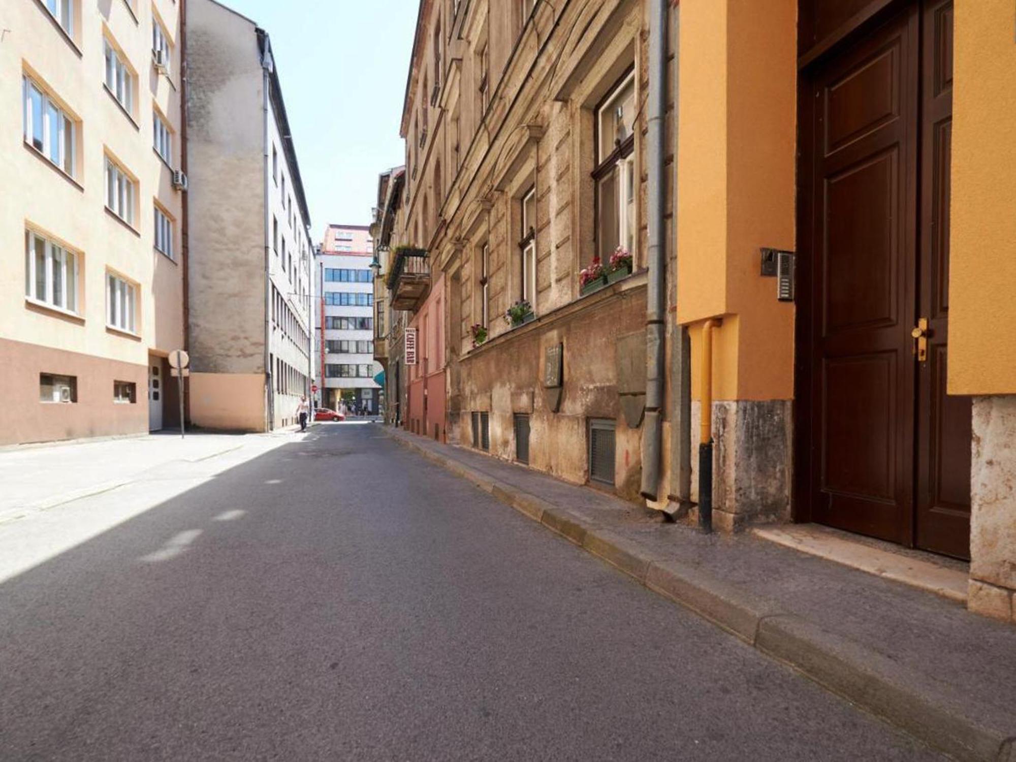 Central Inn Apartments Sarajevo Luaran gambar